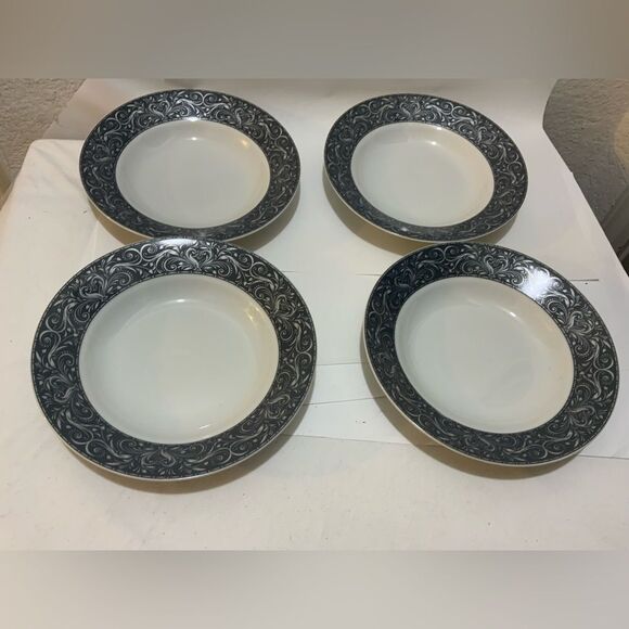 4 Chris Madden JCP Home Swan Gray Scroll Leaf Classic 8” salad Plates bowls G20 - Picture 1 of 9